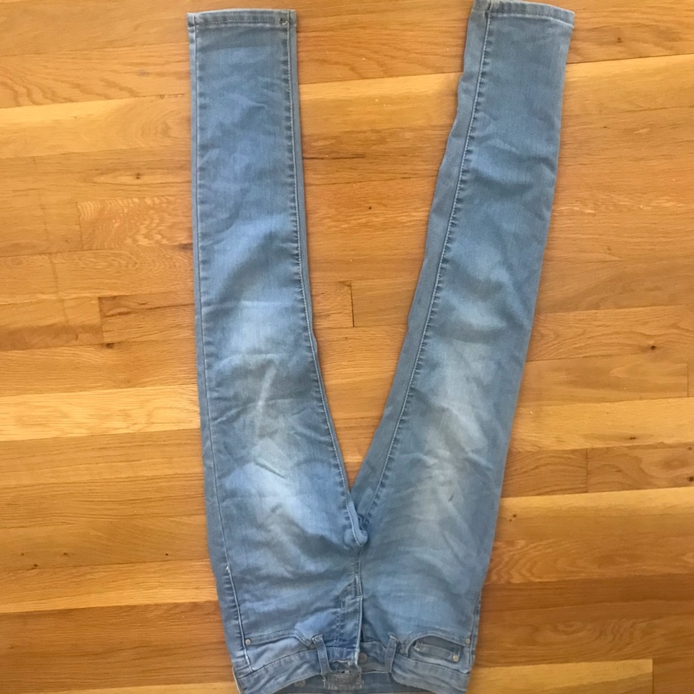 CELEBRITY GIRL light washed JEANS